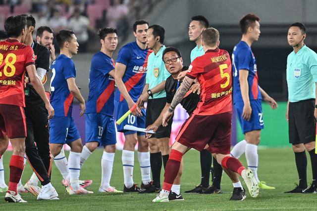 ESPN分析明日活塞与凯尔特人对决：活塞稍占优势